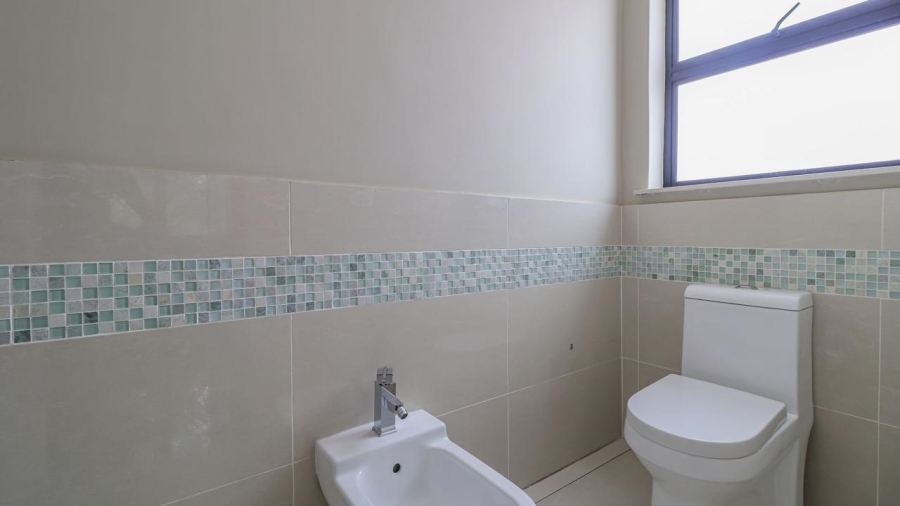 5 Bedroom Property for Sale in Hurlingham Gauteng