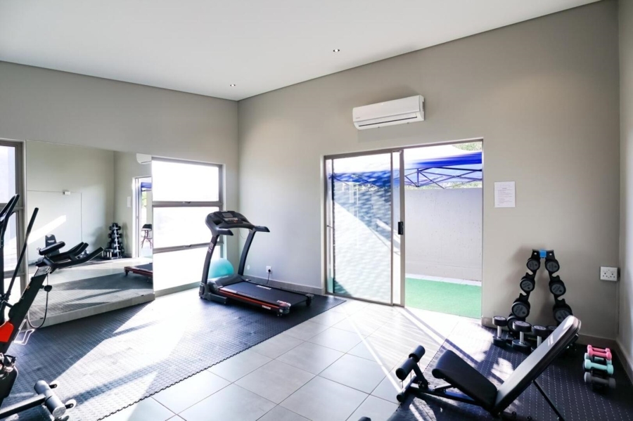 To Let 2 Bedroom Property for Rent in Broadacres Gauteng