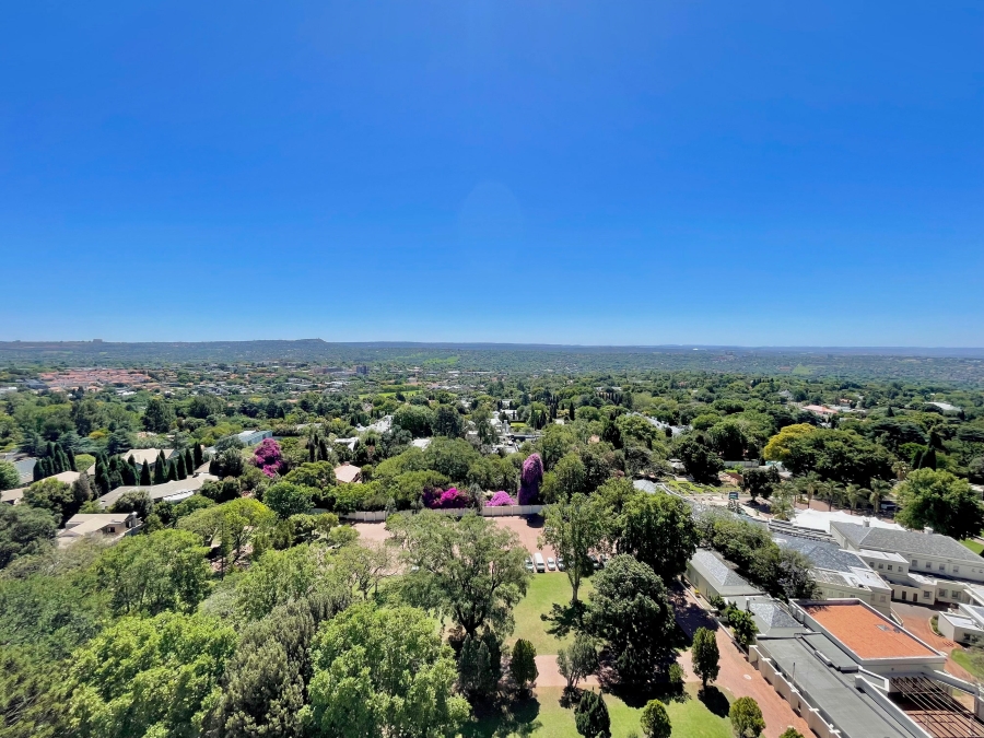 To Let 2 Bedroom Property for Rent in Illovo Gauteng