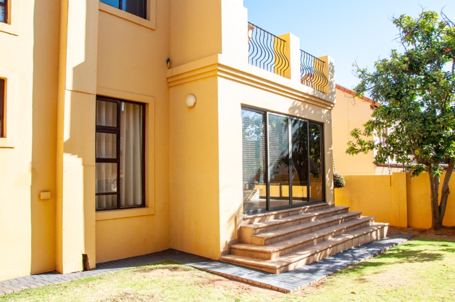 To Let 4 Bedroom Property for Rent in Carlswald Gauteng
