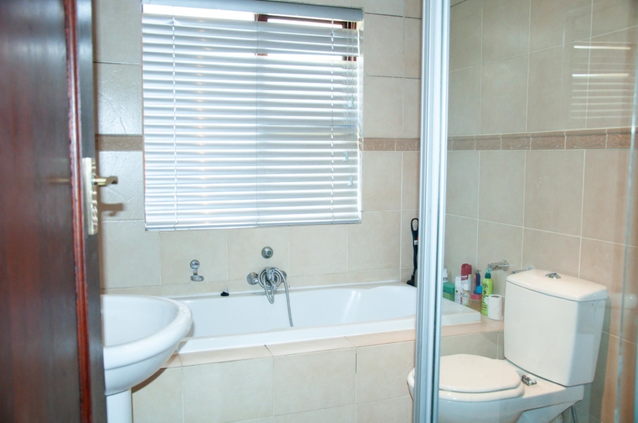 To Let 4 Bedroom Property for Rent in Carlswald Gauteng