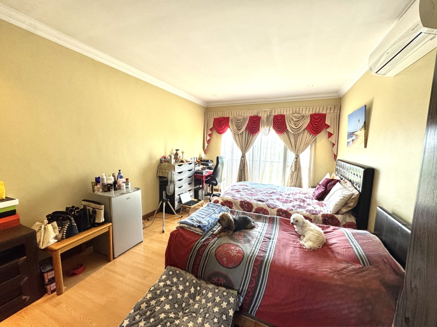 4 Bedroom Property for Sale in Thatchfield Hills Gauteng