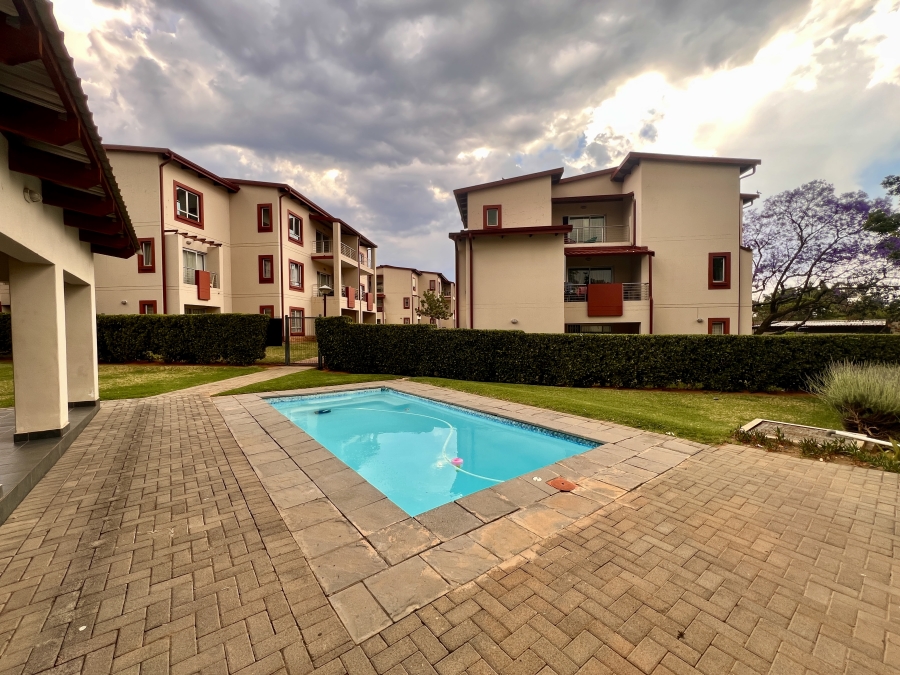 1 Bedroom Property for Sale in Magaliessig Gauteng