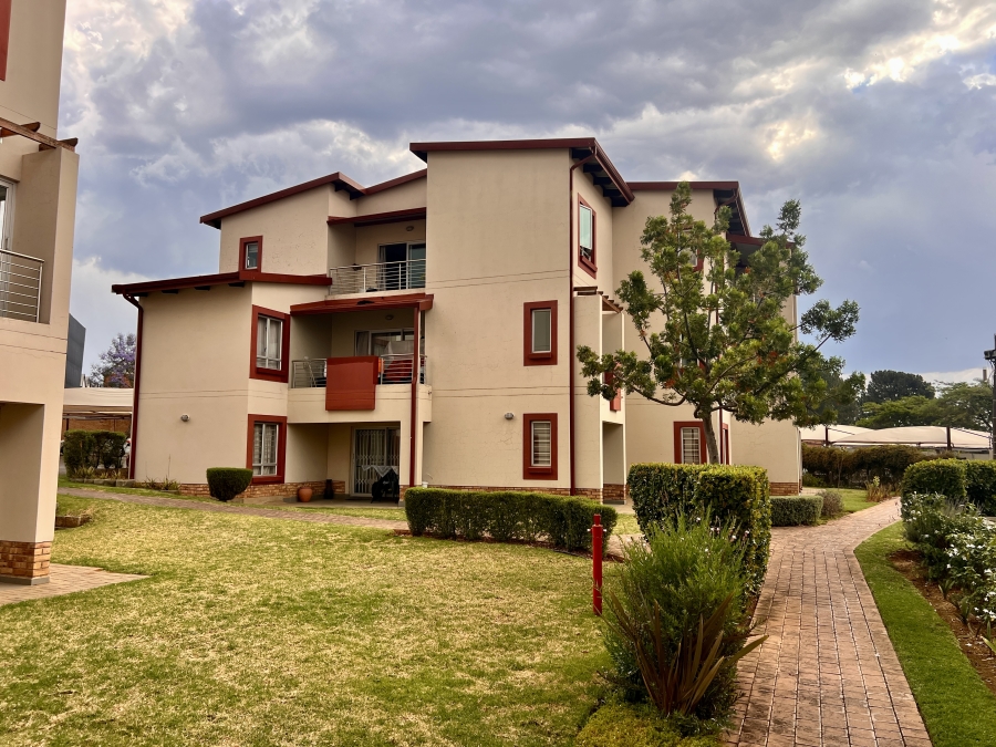 1 Bedroom Property for Sale in Magaliessig Gauteng