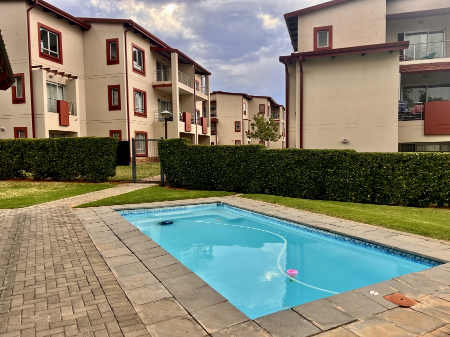 1 Bedroom Property for Sale in Magaliessig Gauteng