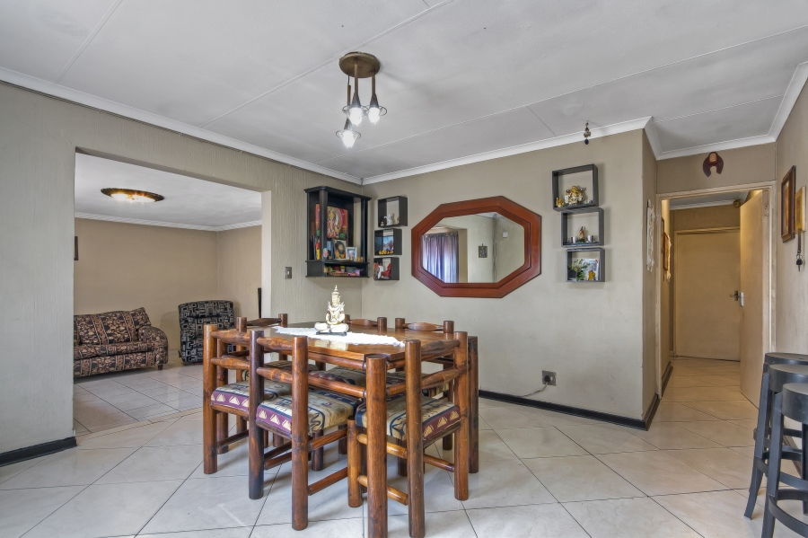 4 Bedroom Property for Sale in Noordwyk Gauteng