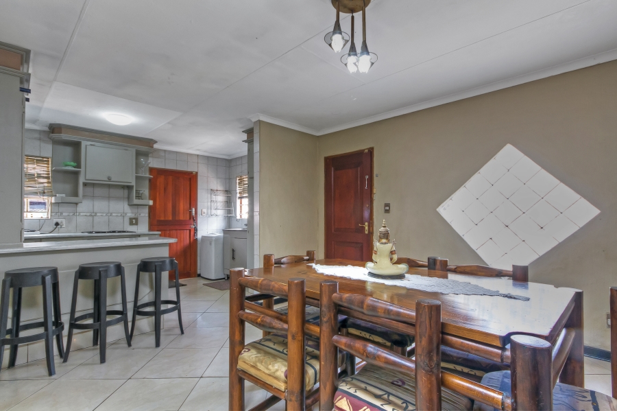 4 Bedroom Property for Sale in Noordwyk Gauteng