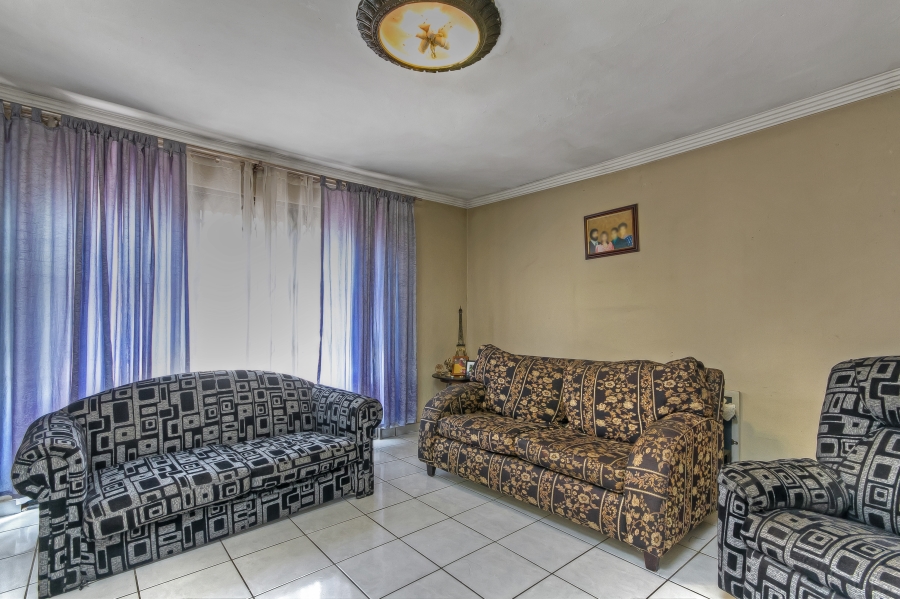 4 Bedroom Property for Sale in Noordwyk Gauteng