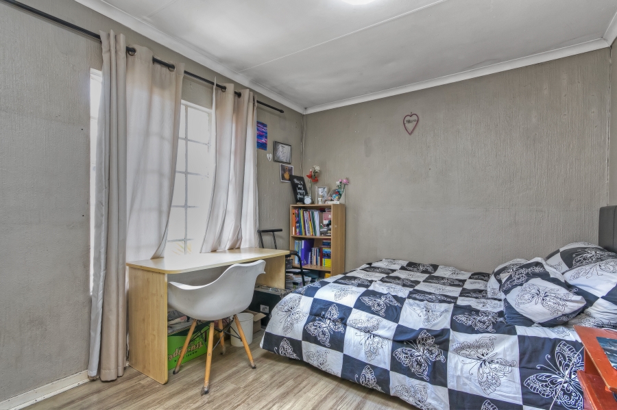 4 Bedroom Property for Sale in Noordwyk Gauteng