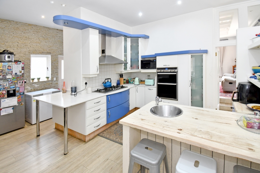 4 Bedroom Property for Sale in Kyalami Estates Gauteng