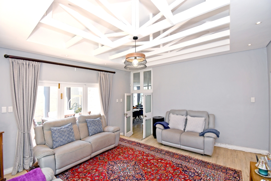 4 Bedroom Property for Sale in Kyalami Estates Gauteng