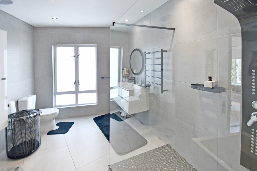 4 Bedroom Property for Sale in Kyalami Estates Gauteng