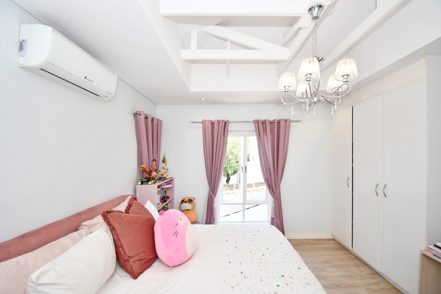 4 Bedroom Property for Sale in Kyalami Estates Gauteng