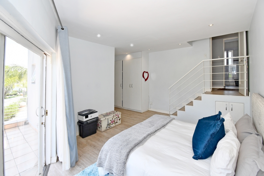 4 Bedroom Property for Sale in Kyalami Estates Gauteng