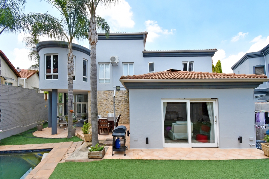 4 Bedroom Property for Sale in Kyalami Estates Gauteng