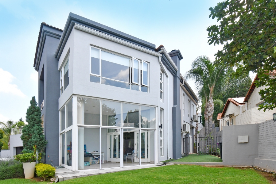 4 Bedroom Property for Sale in Kyalami Estates Gauteng