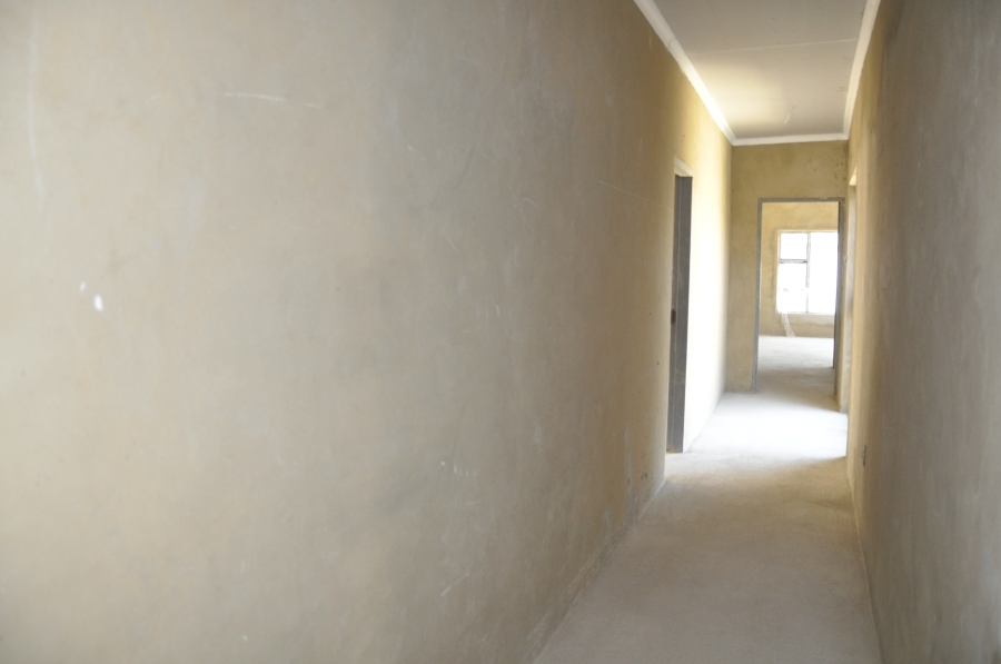 5 Bedroom Property for Sale in Three Rivers Gauteng