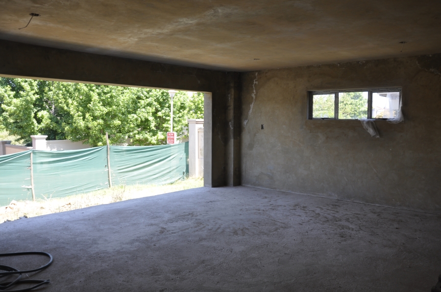 5 Bedroom Property for Sale in Three Rivers Gauteng