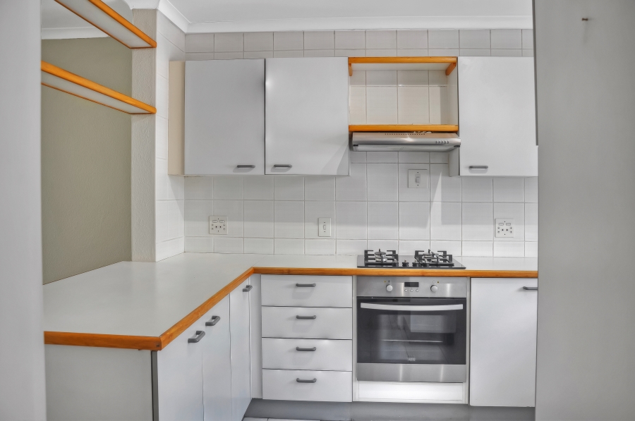 2 Bedroom Property for Sale in Magaliessig Gauteng