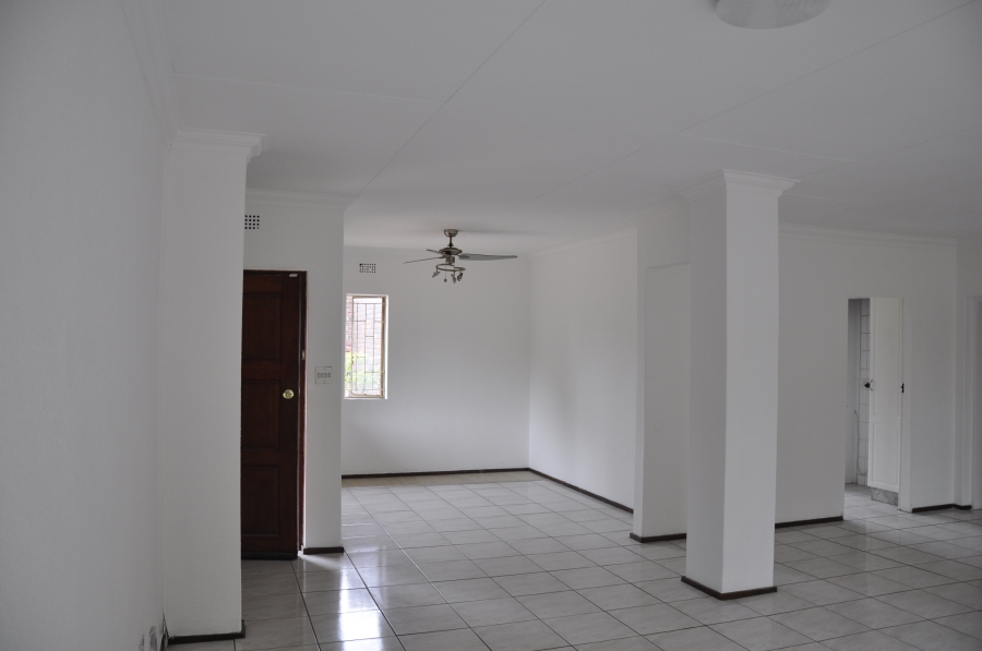 3 Bedroom Property for Sale in Buccleuch Gauteng