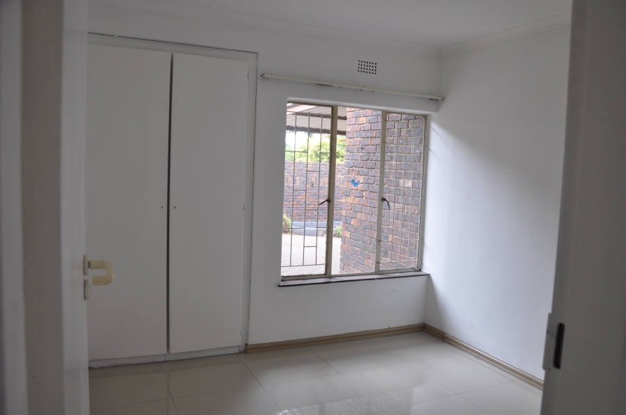 3 Bedroom Property for Sale in Buccleuch Gauteng