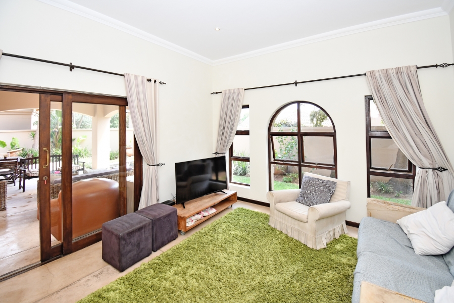4 Bedroom Property for Sale in Lonehill Gauteng