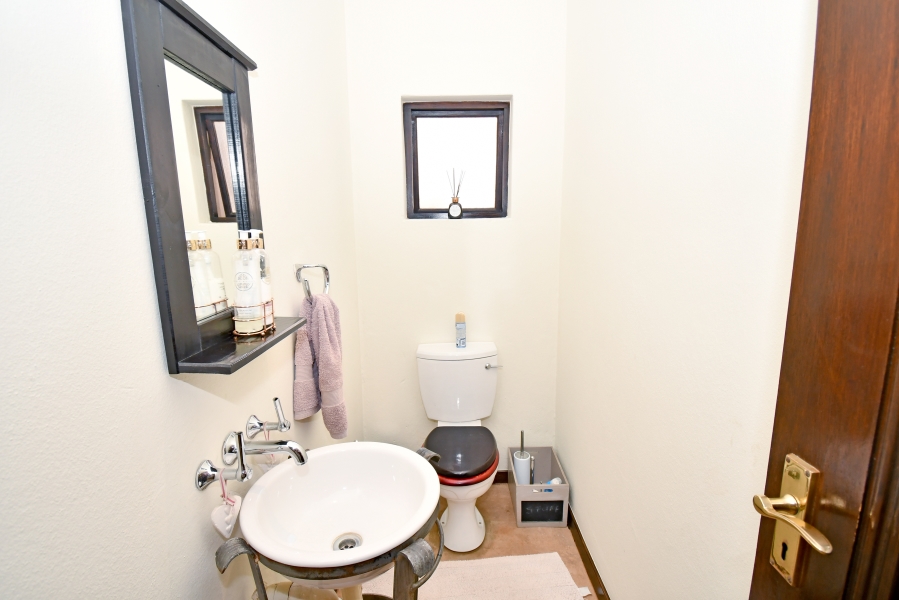 4 Bedroom Property for Sale in Lonehill Gauteng