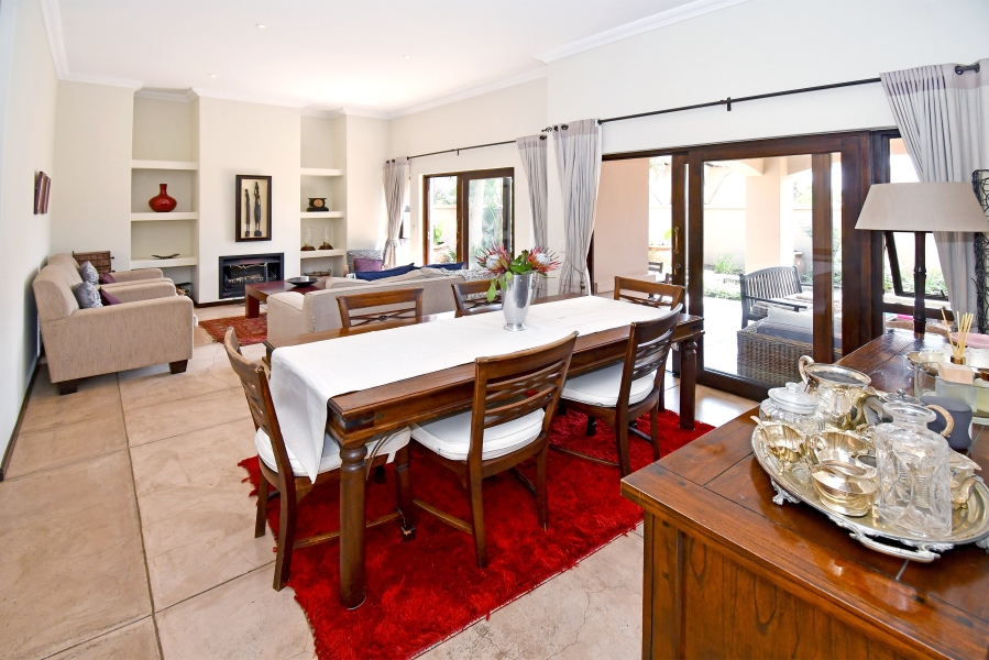 4 Bedroom Property for Sale in Lonehill Gauteng