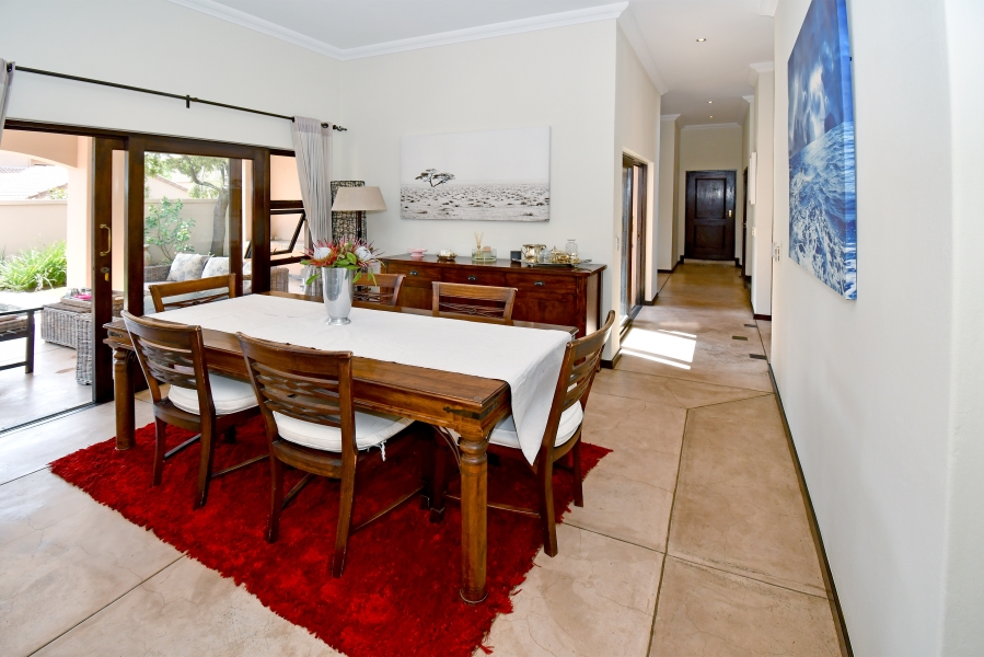 4 Bedroom Property for Sale in Lonehill Gauteng