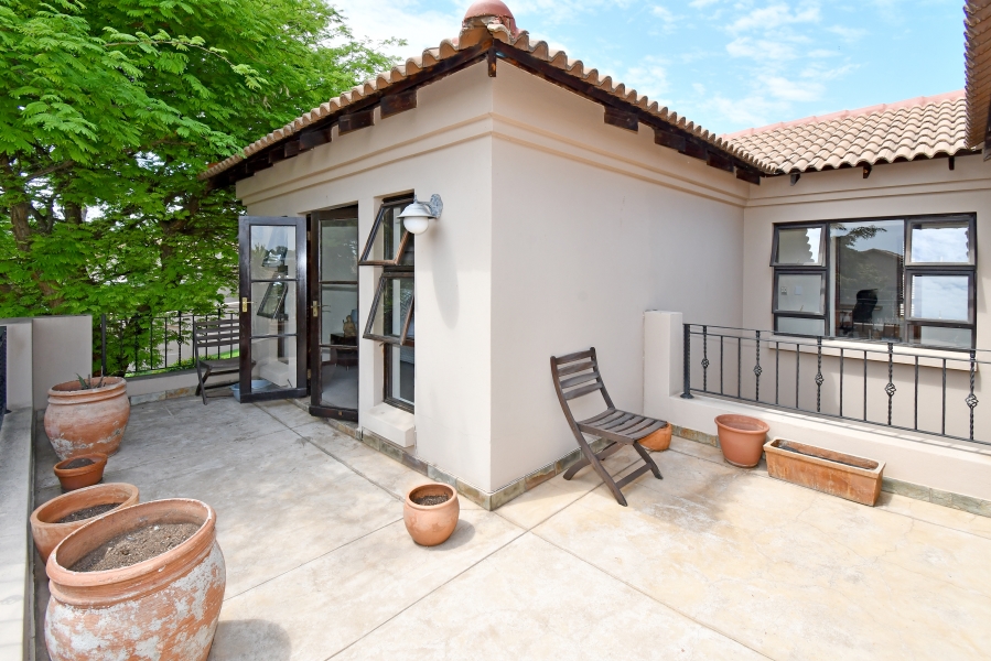 4 Bedroom Property for Sale in Lonehill Gauteng