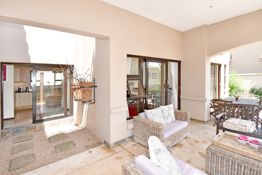 4 Bedroom Property for Sale in Lonehill Gauteng