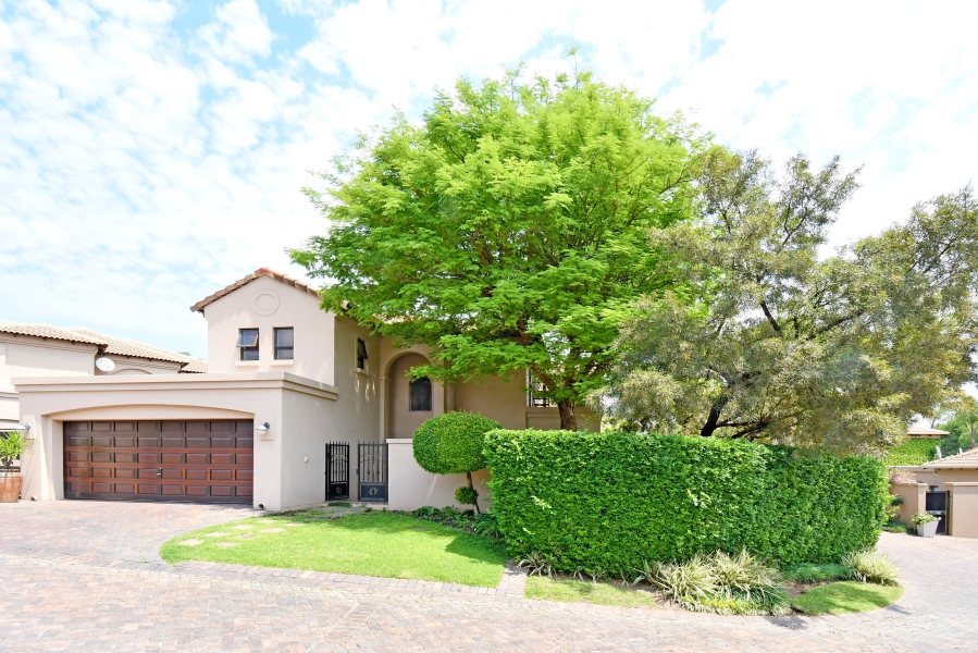4 Bedroom Property for Sale in Lonehill Gauteng