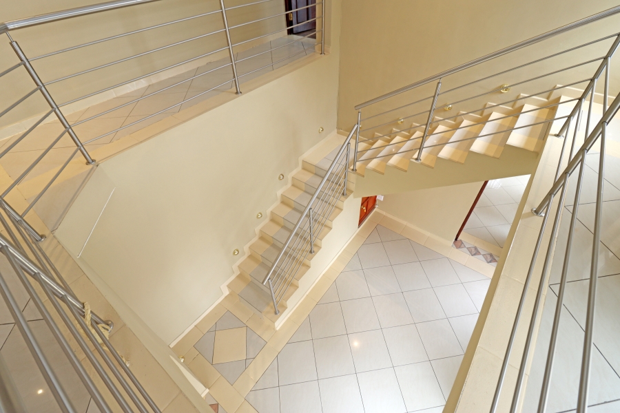 5 Bedroom Property for Sale in Blue Valley Golf Estate Gauteng