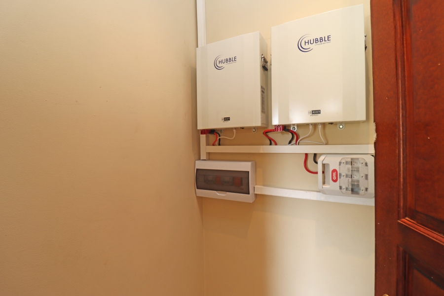 5 Bedroom Property for Sale in Blue Valley Golf Estate Gauteng