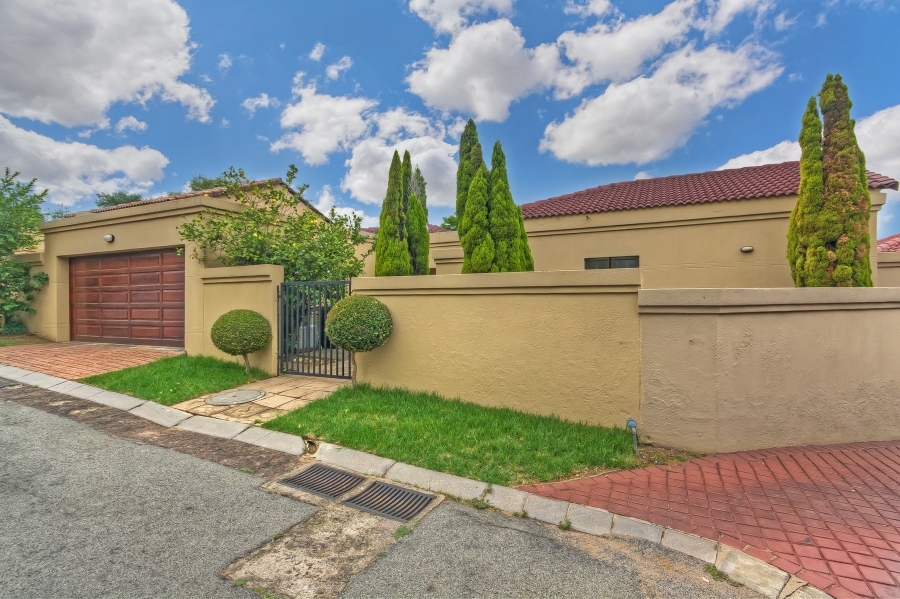 2 Bedroom Property for Sale in Halfway Gardens Gauteng