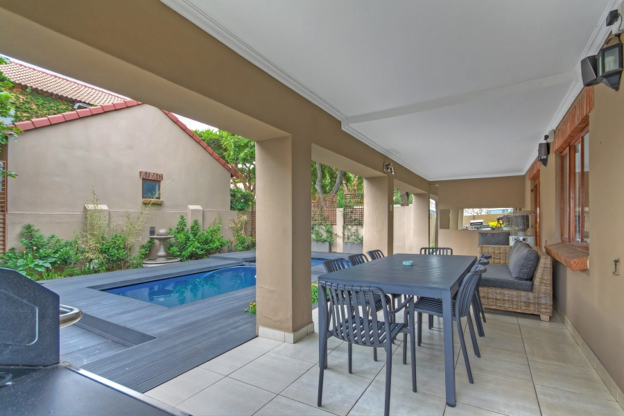 3 Bedroom Property for Sale in Carlswald Gauteng