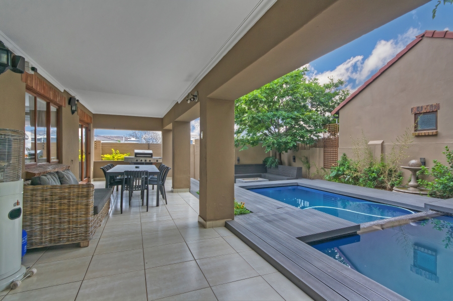 3 Bedroom Property for Sale in Carlswald Gauteng