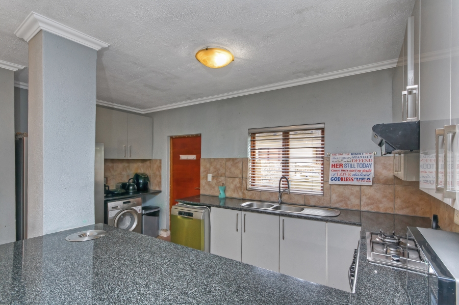3 Bedroom Property for Sale in Carlswald Gauteng