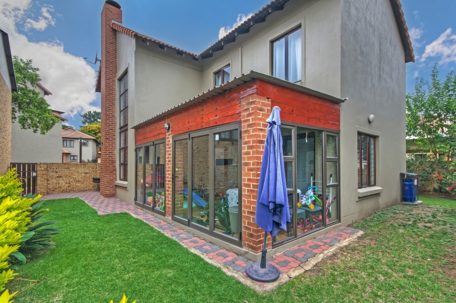 3 Bedroom Property for Sale in Carlswald Gauteng