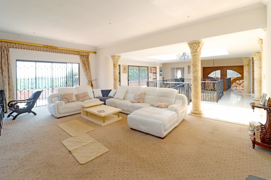 5 Bedroom Property for Sale in Bridle Park A H Gauteng