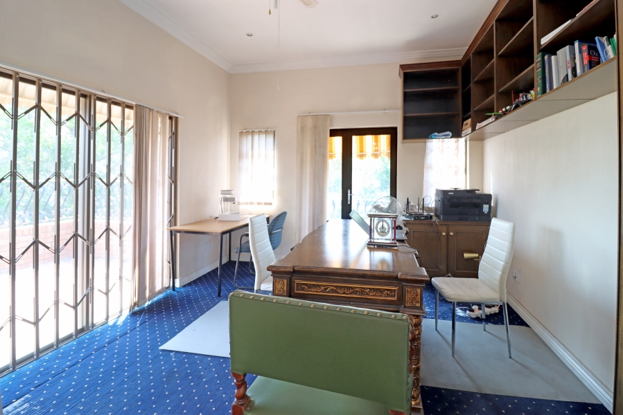5 Bedroom Property for Sale in Bridle Park A H Gauteng