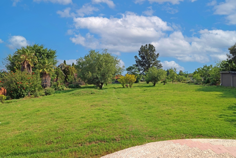 5 Bedroom Property for Sale in Bridle Park A H Gauteng