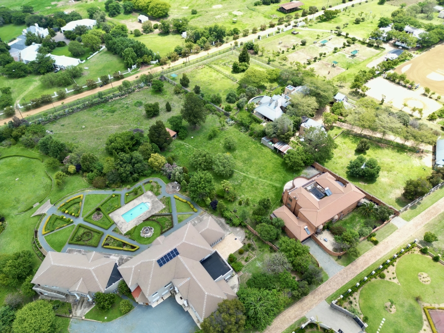 5 Bedroom Property for Sale in Bridle Park A H Gauteng