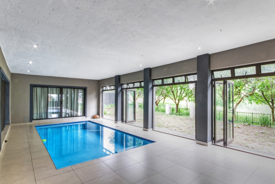 5 Bedroom Property for Sale in Blue Valley Golf Estate Gauteng