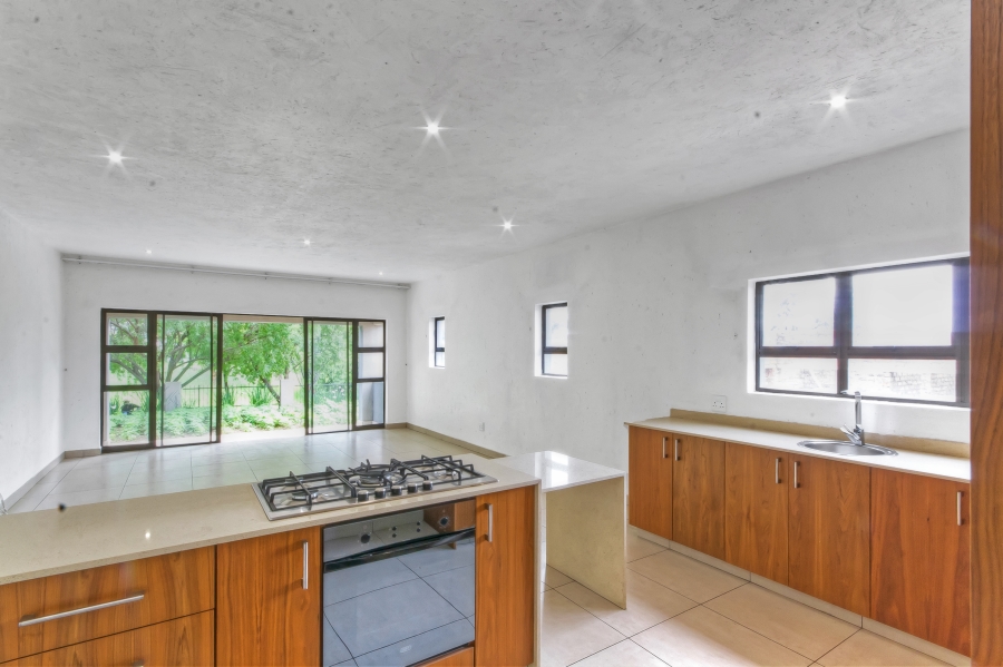 5 Bedroom Property for Sale in Blue Valley Golf Estate Gauteng