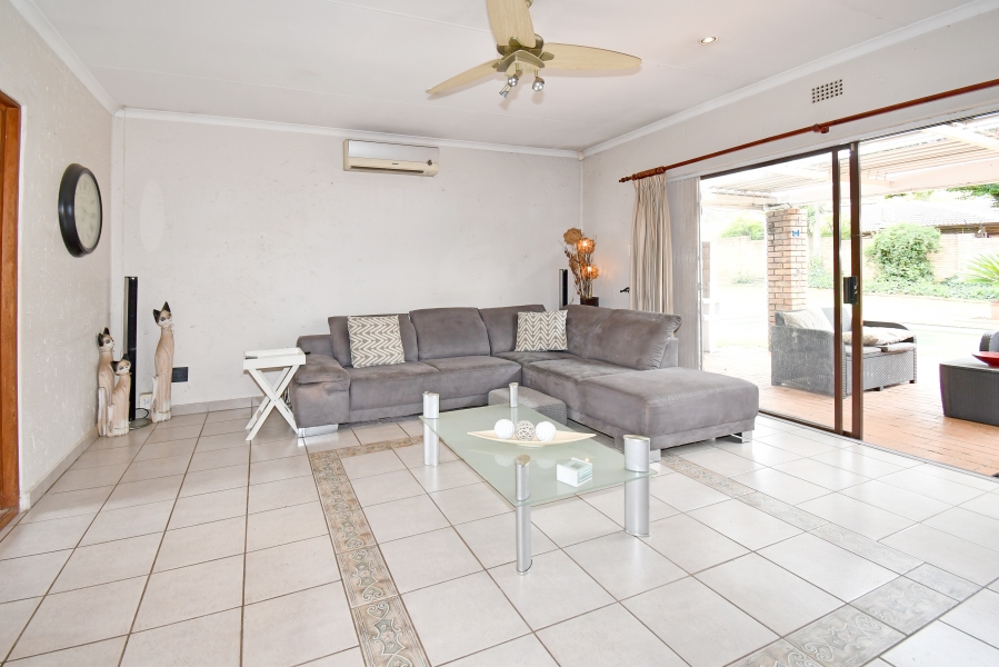 4 Bedroom Property for Sale in Paulshof Gauteng