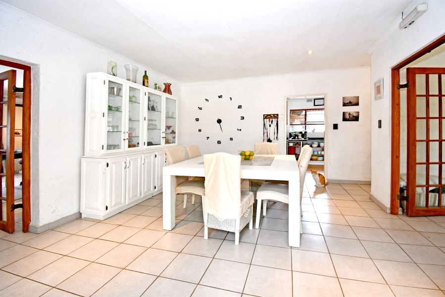 4 Bedroom Property for Sale in Paulshof Gauteng