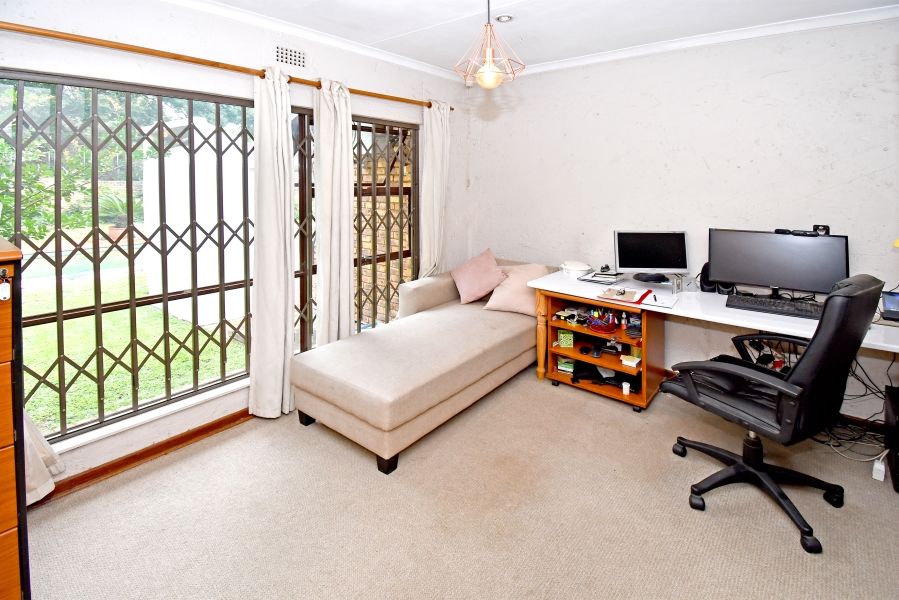 4 Bedroom Property for Sale in Paulshof Gauteng