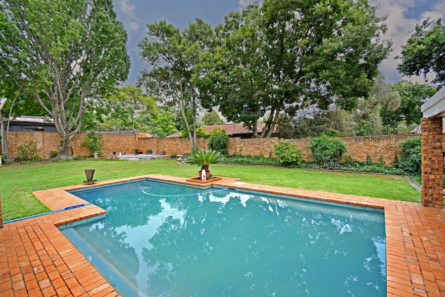 4 Bedroom Property for Sale in Paulshof Gauteng