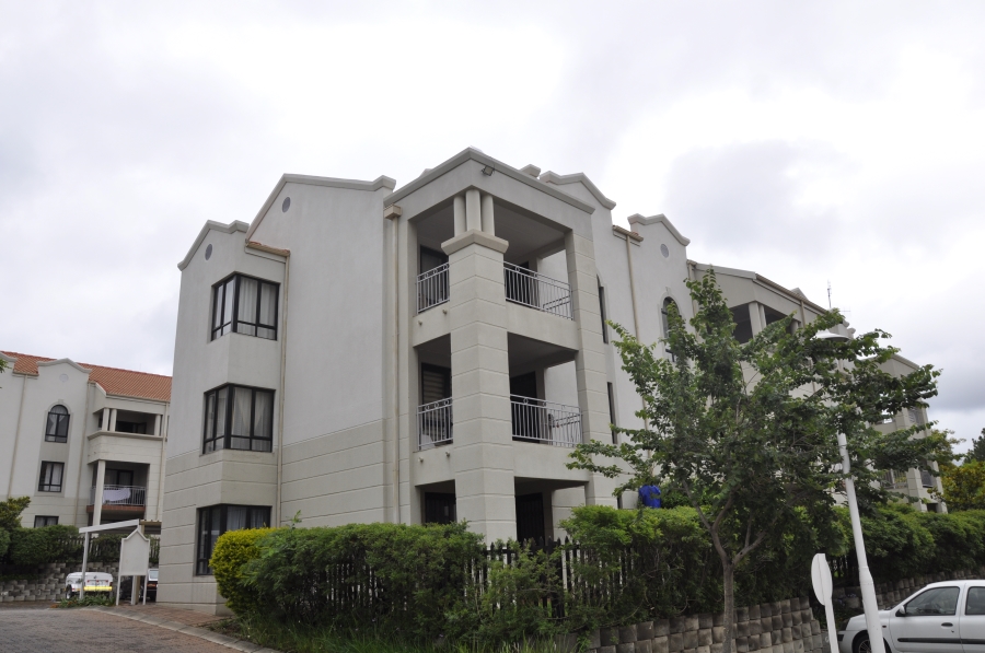 2 Bedroom Property for Sale in Noordwyk Gauteng